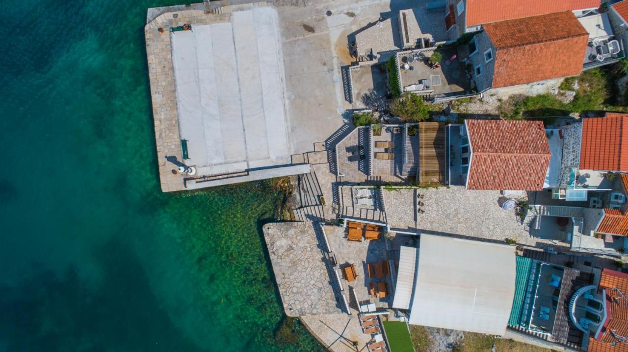Family House Bjelila Tivat Exterior foto