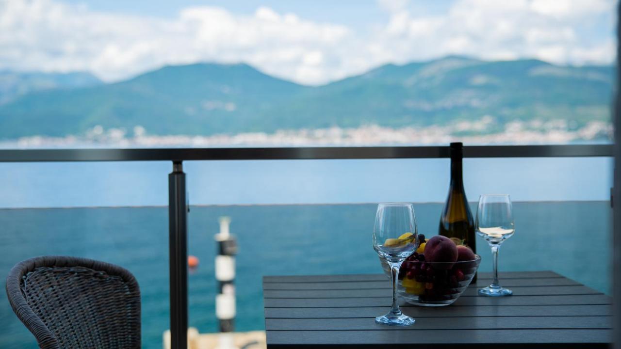 Family House Bjelila Tivat Exterior foto